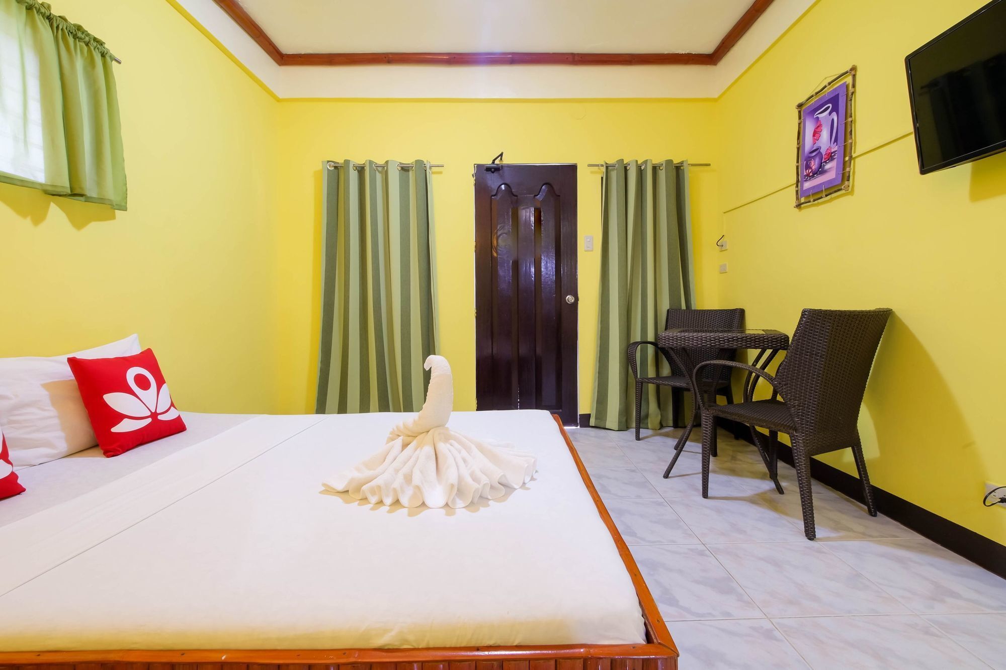 Zen Rooms White Beach Puerto Galera Esterno foto